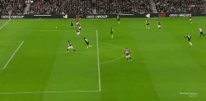 九游app下载最新版本-【英超】索兰克破门 曼联0比3伯恩茅斯